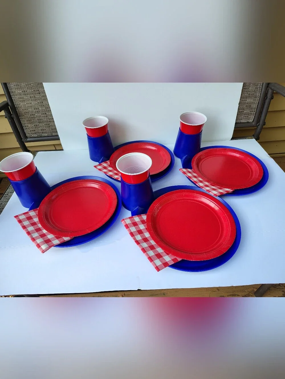Buffet Buddy Plate and Cup Holders Dayton Hudson 1999 Blue NEW W/Tags Set Of 4